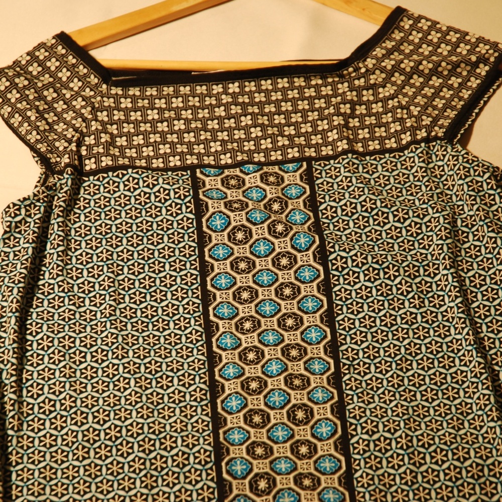 Simple Shift Geometric Dress - Picture 7 of 8